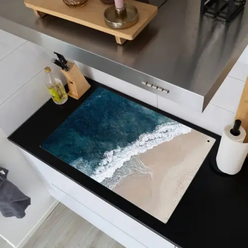 Strand - Zee - Golven Inductie beschemer met haakjes klein -sfeer1