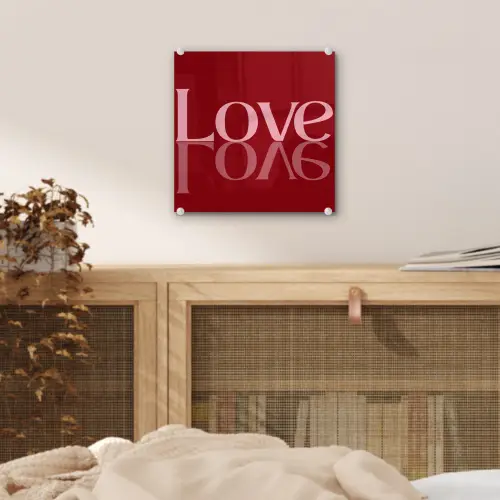 Love - Spiegeling - Rood plexiglas 5mm klein -sfeer4