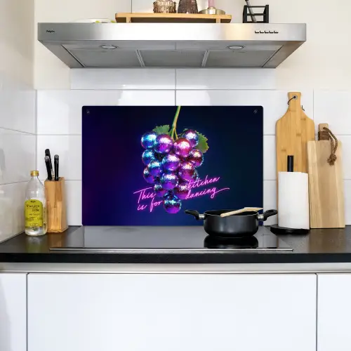 Quote - Neon - Disco - Druiven Inductie beschemer met haakjes klein -sfeer2