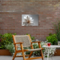 Bloem - Wit - Neutraal Tuinposter op houten frame 2 cm dik klein -sfeer3