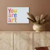 You are art - Kleurrijk - Grafisch PET vilt klein -sfeer4