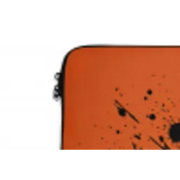 Voetbal - Verf - Sport - Oranje laptophoes neopreen klein -detail