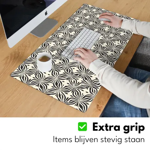 Grafisch - Patroon - Zwart Muismat XXL klein 681 -sfeer3