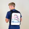 eenhoorn met regenboogmanen op een wolk Rugzak - Zwart middel -sfeer8