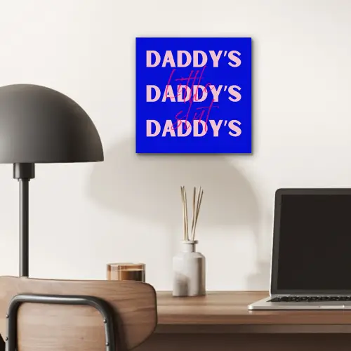 Blauw - Daddy's - Blokletters aluminium wit klein -sfeer5