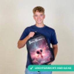 Roze Alien in Sterrennevel Rugzak - Zwart middel -sfeer7_DE