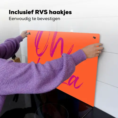 Oh la la - Oranje - Roze - Grafisch Inductie beschemer met haakjes klein -ky-ophangen-nl