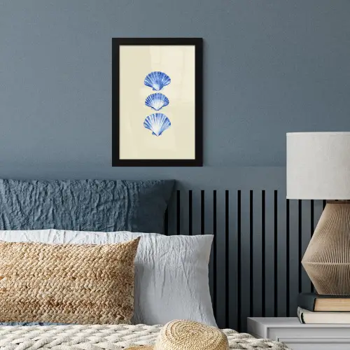 Schelpen - Blauw - Beige fotolijst zwart zonder passe partout klein -sfeer3