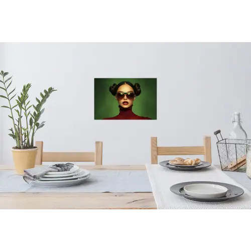Vrouw - Groen - Bril - Aesthetic - Modern Muursticker klein -eettafel