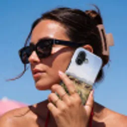 Paarden - Kudde - Bergen - Vrijheid - Wild Toughcase MagSafe Apple iPhone 17 klein -Sfeer2V