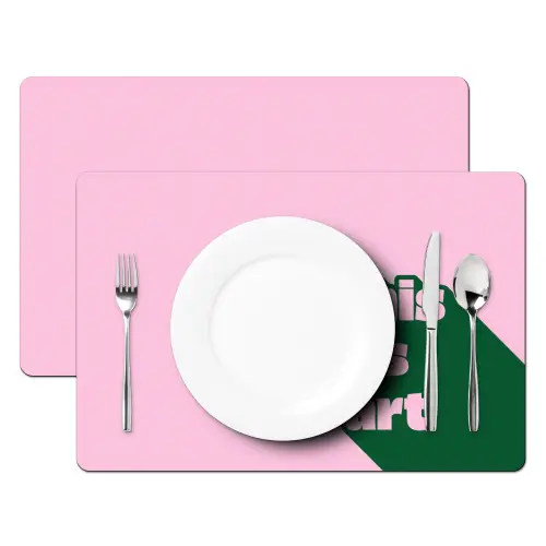 Groen - Teskt - This is art - Roze Placemat vinyl groot -zzsfeer2_Kitchenyeah-website
