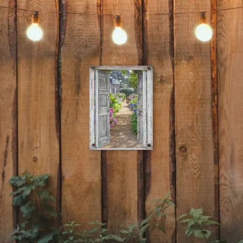 Deur naar een bloementuin tuinposter los doek klein -sfeer1