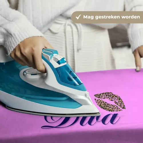 Diva - Lip - Panterprint - Roze Wandkleed katoen klein -sfeer9