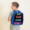 Qoute met neon lichten Kinderrugzak - Blauw middel -sfeer2