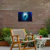 Walvis - Vissen - Donkerblauw Tuinposter op houten frame 2 cm dik klein -sfeer3