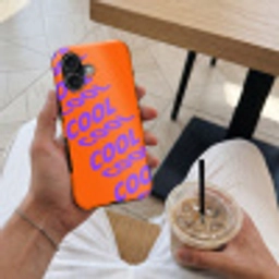 Cool - Paars - Oranje Toughcase MagSafe Apple iPhone 17 klein -Sfeer1M