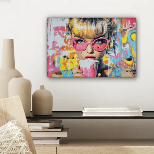 Expressief - Milkshake - Vrouw - Felle kleuren canvas 2cm klein -sfeer6