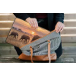Olifanten - Savanne - Zonsondergang - Afrika - Warm laptophoes neopreen klein -tas