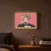 Meisje - Kopje - Bloemen - Roze Light Box met batterij (Wandlamp) middel -sfeer4