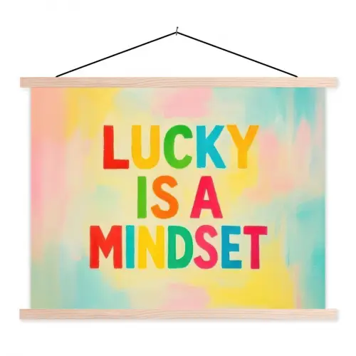 Quote - Lucky - Regenboogkleuren textielposter latten blank klein -3d