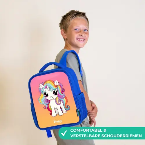 Kleine eenhoorn met regenboog kleuren Kinderrugzak - Blauw middel -sfeer3_NL