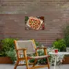 Pizza - Hart - Pepperoni - Tomaat Tuinposter op houten frame 2 cm dik klein -sfeer3
