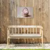 Mand - Eieren - Roze Tuinposter op houten frame 2 cm dik klein -sfeer4