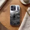Schotse hooglander - Kalf - Zwart - Wit Telefoonhoesje iPhone 17 Pro klein -sfeer1