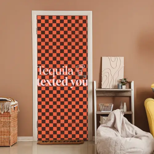 Tequila texted you - Glas - Vierkanten - Oranje deurposter klein -sfeer1