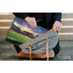 Voetbal - Stadion - Sport - Groen laptophoes neopreen klein -tas