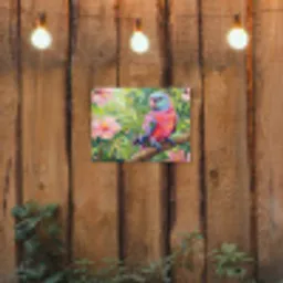 Papagaai - Hibiscusbloemen - Kleurrijk tuinposter los doek klein -sfeer1
