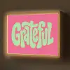 Grateful - Groen - Grafisch - Vloeiend Light Box met batterij (Wandlamp) middel -z3d_website