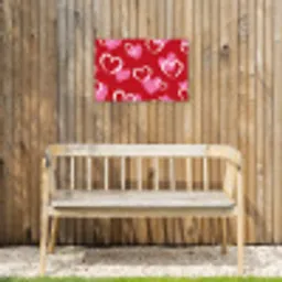 Patroon - Hartjes - Roze - Valentijn Tuinposter op houten frame 2 cm dik klein -sfeer4