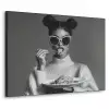 Vrouw - Pasta - Zonnebril Textielframe zwart klein -3d