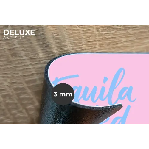 Tequila texted you - Roze - Blauw Placemat vinyl groot -closeup