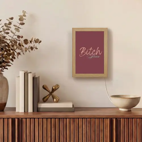 Bitch please - Rood - Blauw Light Box met kabel (Tafellamp) klein -sfeer2