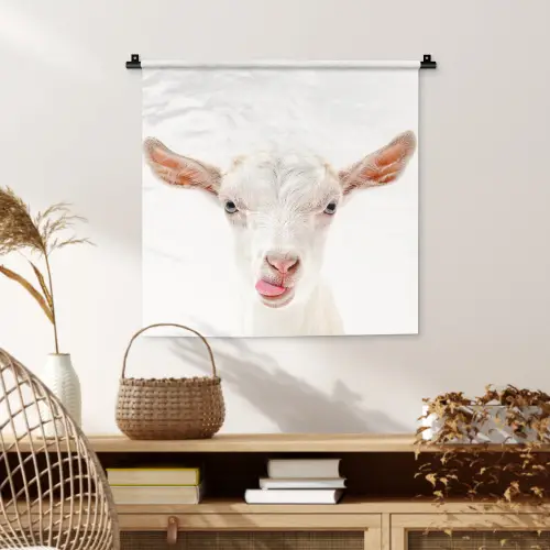 Geit - Portret - Jongen - Meisjes - Kids - Wit Wandkleed katoen klein -sfeer5
