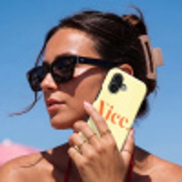 Nice - Oranje - Geel - Minimalistisch Toughcase MagSafe Apple iPhone 17 klein -Sfeer2V