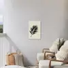 Palmblad - Subtiel - Groen - beige Tuinposter op houten frame 2 cm dik klein -sfeer1