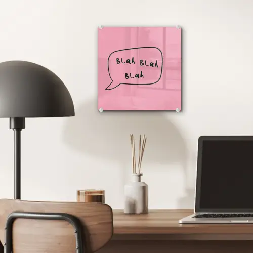 Tekstwolkje - BLAH BLAH BLAH - Roze plexiglas 5mm klein -sfeer6