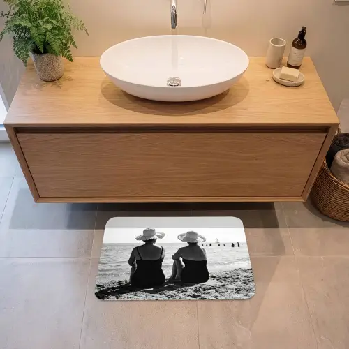 Vrouwen - Zonnehoed - Strand - Zwart - Wit Badmat klein -sfeer1