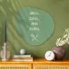 Grill - Groen - Zomer - Quote Wandcirkel Organisch Aluminium middel -sfeer2