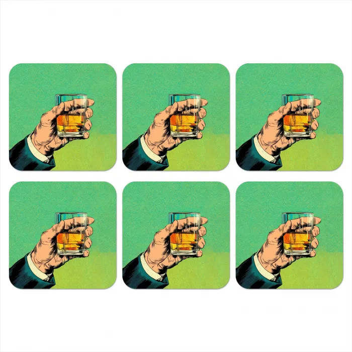 Whisky - Glas - Hand - Groen onderzetter kurk middel -3d