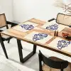 Lijntekening - Overlappende gezichten - Donkerblauw Placemat vinyl groot -zzsfeer4_Kitchenyeah-website