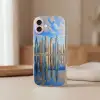 Skyline - Wolkenkrabbers - Water - Blauw Apple iPhone 16 klein -sfeer2