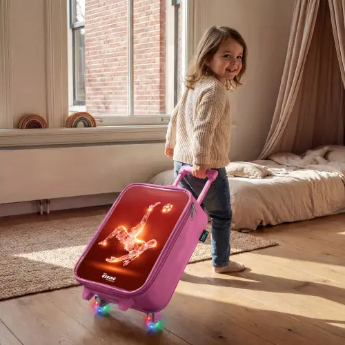 Rood gloeiende voetballer in actie Kinderkoffer - Roze klein -sfeer1