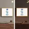 Zeester - Schelpen - Blauw Light Box met batterij (Wandlamp) middel -sfeer3