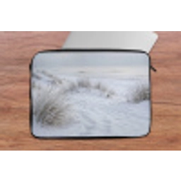 Duinen - Sneeuw - Strand - Winter - Serene laptophoes neopreen klein -tafel
