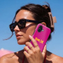Smile - Stippen - Roze Toughcase MagSafe Apple iPhone 17 klein -Sfeer2V
