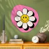 Smiley - Bloem - Roze Wandcirkel Organisch Aluminium middel -sfeer2